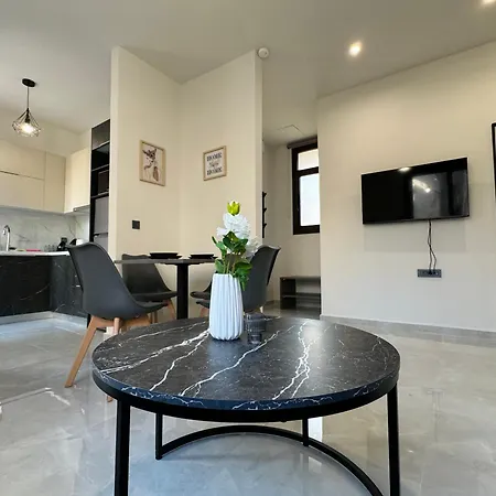 Spacious Near Monastiraki By Kozy Koala Apartment Athens
