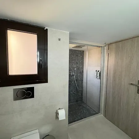 Spacious Near Monastiraki By Kozy Koala * Athens