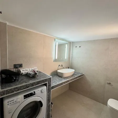 Spacious Near Monastiraki By Kozy Koala * Athens