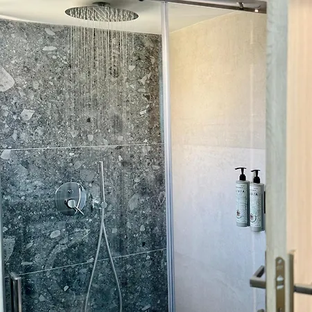 Spacious Near Monastiraki By Kozy Koala Athens